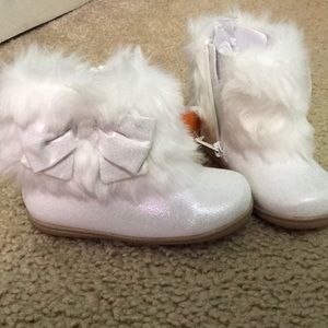 Toddler girl Gymboree boots